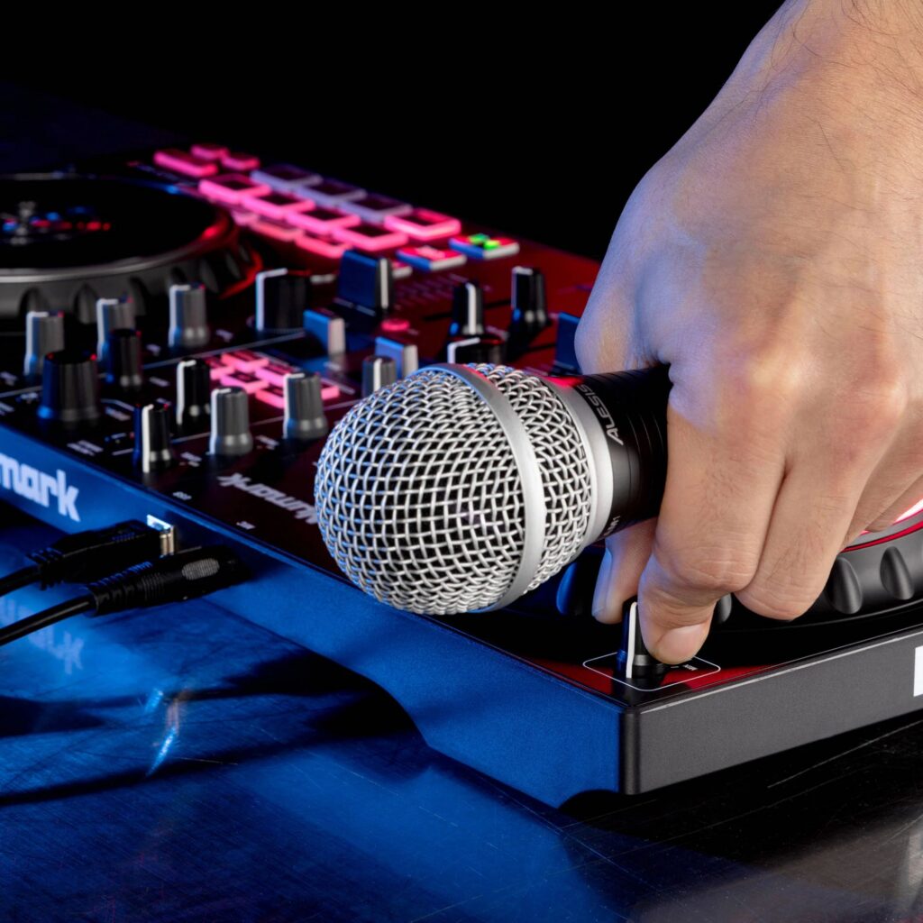 Numark DJ-kontroller MIXTRACK PRO FX mikrofoniga
