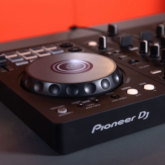 Pioneer DJ DJ-kontroller DDJ-FLX4 DJ elustiil jogketas elustiil