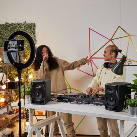 Pioneer DJ DJ-monitorkõlarid DM-50D elustiil laiv striim