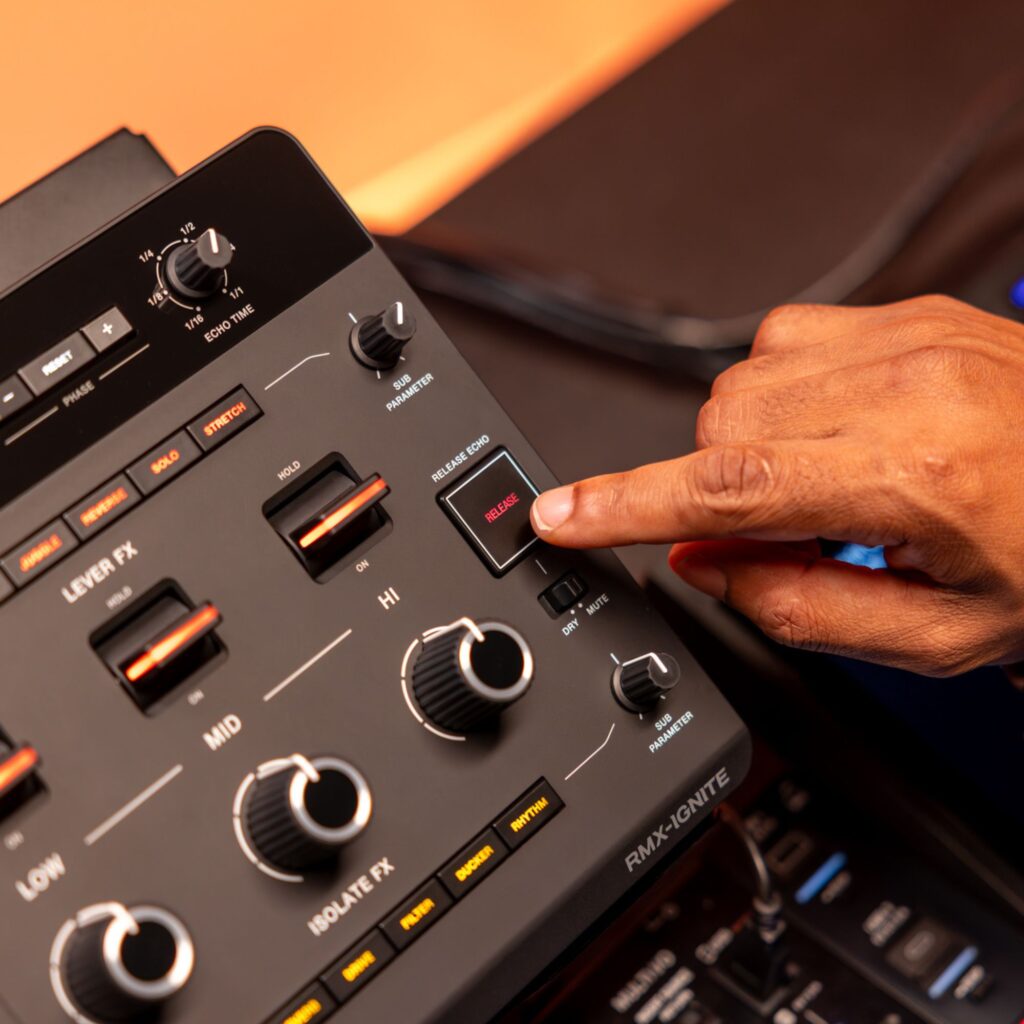 AlphaTheta RMX-IGNITE DJ-efektiprotsessor-sämpler Release Echo